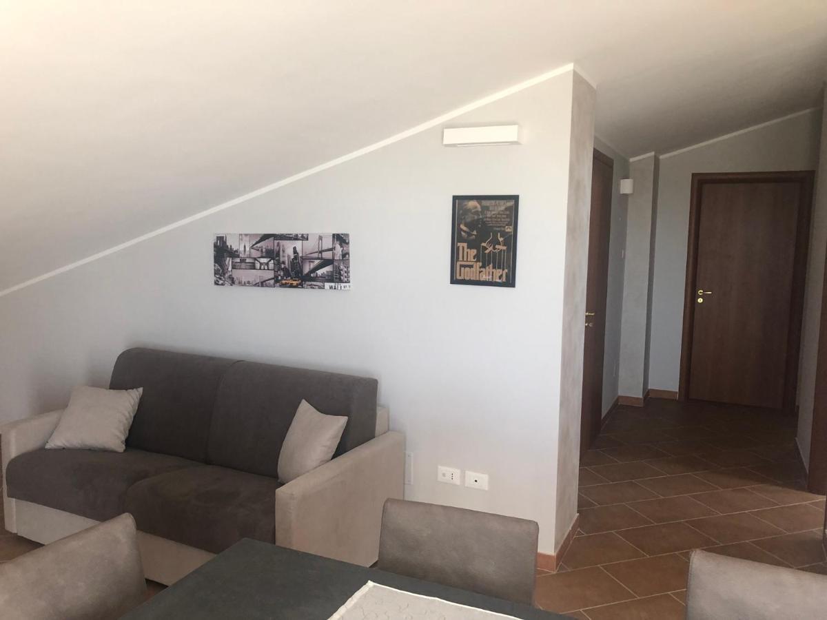 The Godfather Apartment Fiumefreddo di Sicilia Buitenkant foto